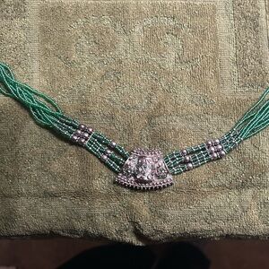 Beautiful choker .. green and silver